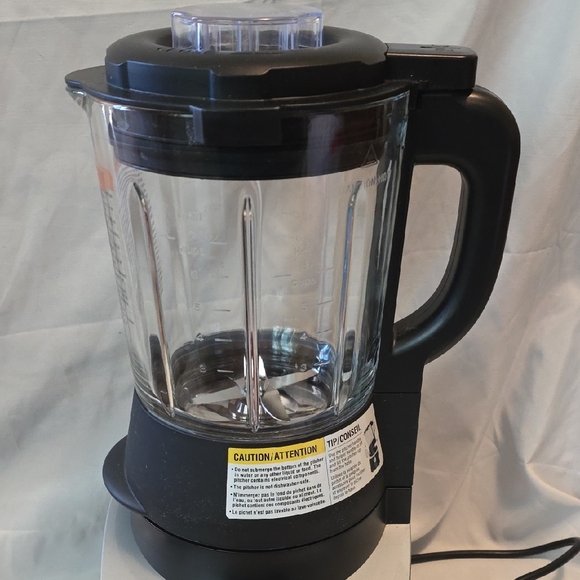 Pampered Chef Deluxe Cooking Blender- Never Been Used - Picture 2 of 6